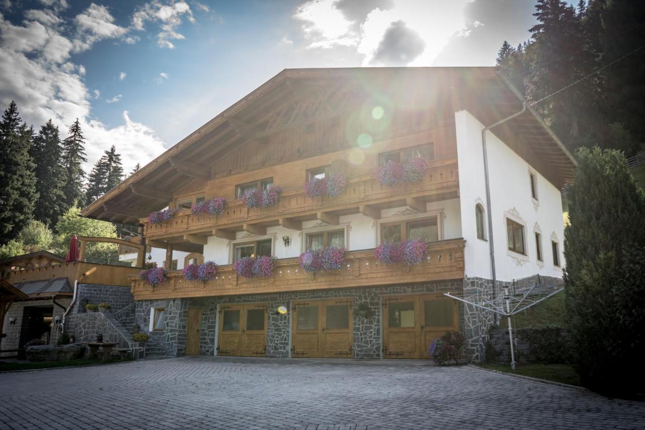 Landhaus Maria นอยชติฟ อิม ชตูไปทัล ภายนอก รูปภาพ
