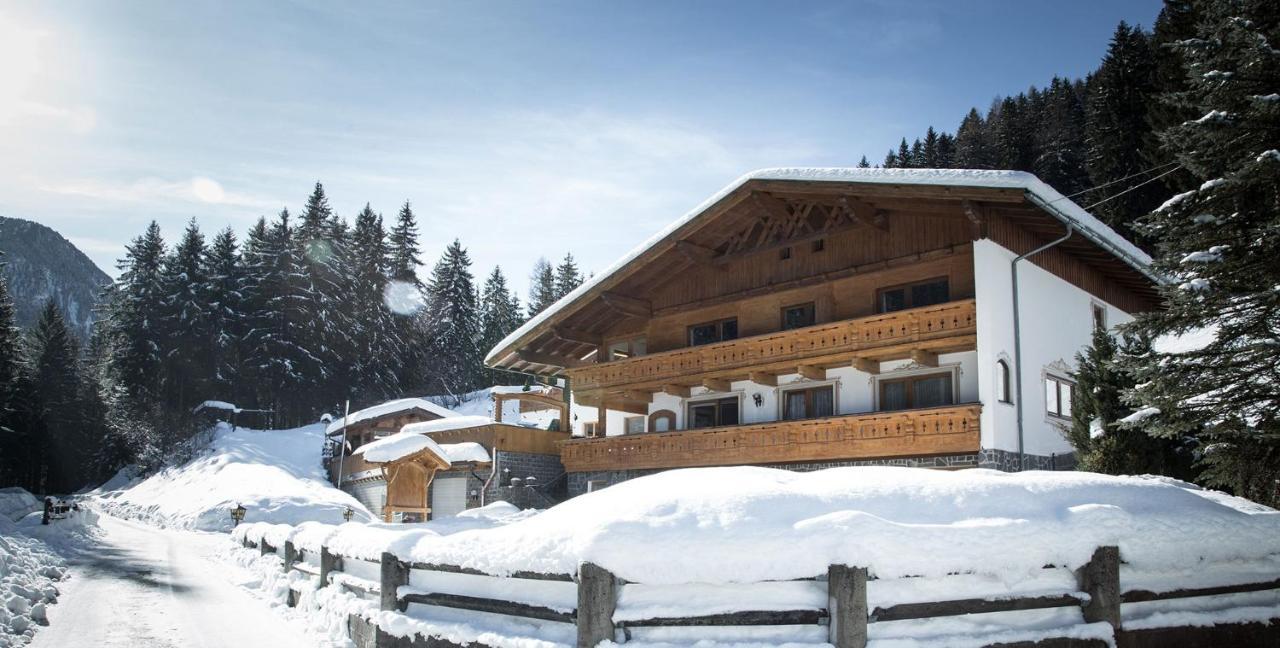 Landhaus Maria นอยชติฟ อิม ชตูไปทัล ภายนอก รูปภาพ