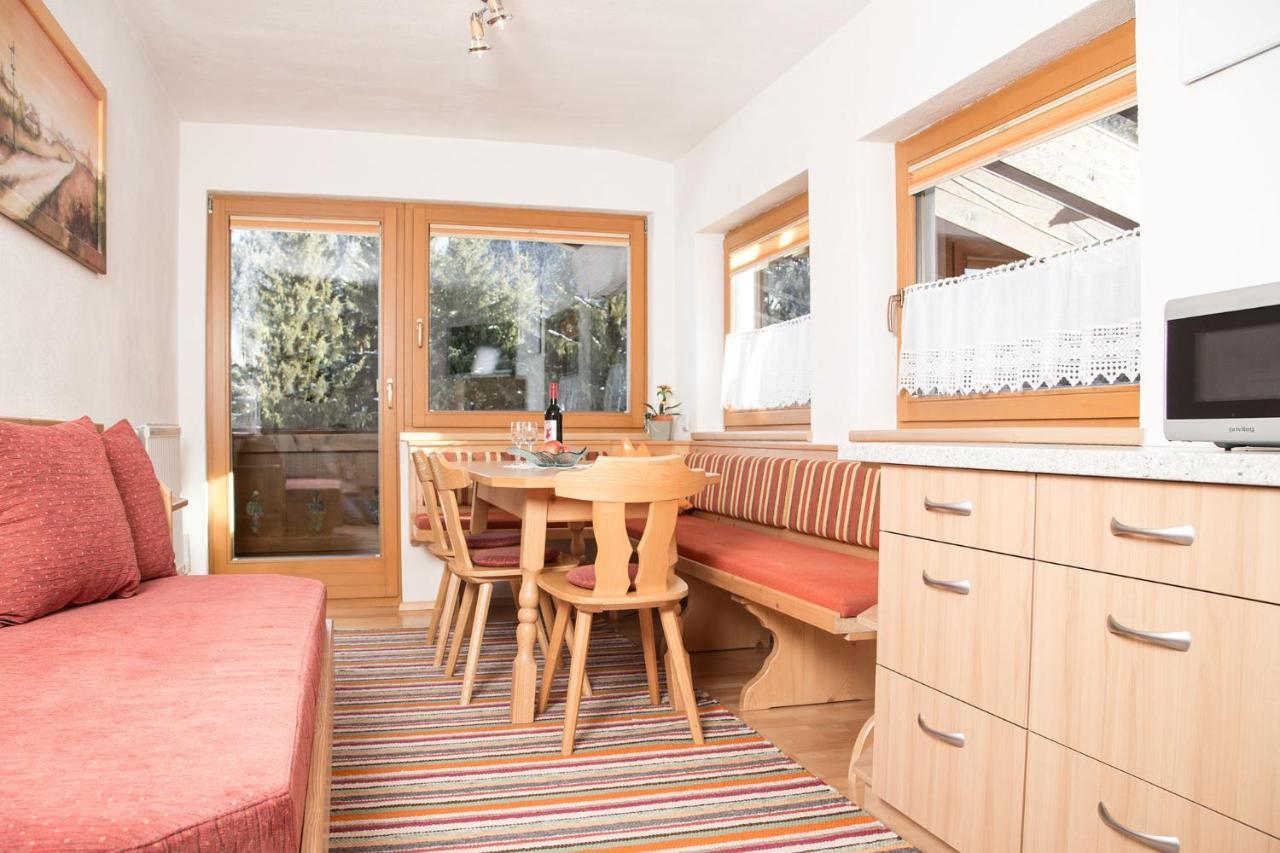 Landhaus Maria นอยชติฟ อิม ชตูไปทัล ภายนอก รูปภาพ